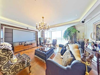 大连一方公馆5室2厅393.25平低楼层/共38层