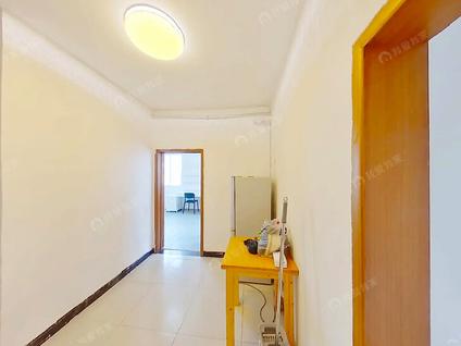 北京樱花中路小区2室1厅64.29平中楼层/共16层