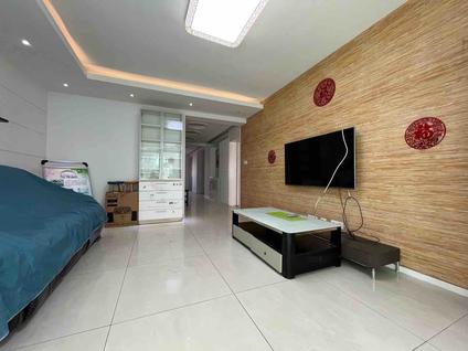 北京凯悦天琴花园3室2厅138.9平低楼层/共19层