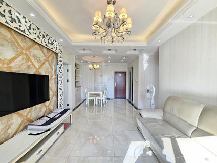 北京长江国际(泓园)2室2厅89.76平低楼层/共18层