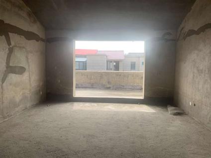 连云港国诚华庭5室3厅219.71平中楼层/共5层