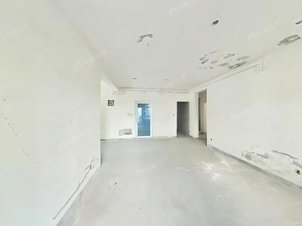 无锡万宇花半里4室2厅232平低楼层/共6层
