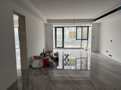 北京融创19174室2厅141.77平低楼层/共18层