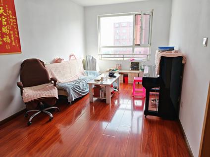 唐山富泰庄园2室1厅71平高楼层/共18层