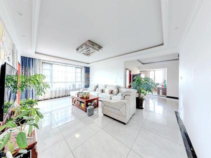 北京思兰雅苑3室2厅159平高楼层/共12层