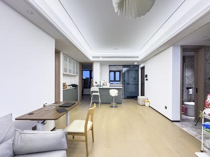 北京UNICITY万科天空之城(四期)3室2厅110平低楼层/共16层