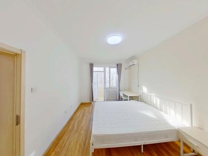 北京展春园小区1室1厅37.3平低楼层/共6层