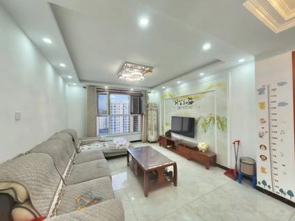 北京宝能城3室1厅123.9平高楼层/共15层