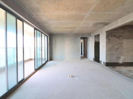 宜宾鲁能公馆4室2厅139平高楼层/共26层