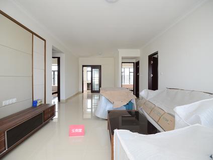 江门天鹅湾3室2厅129平高楼层/共27层