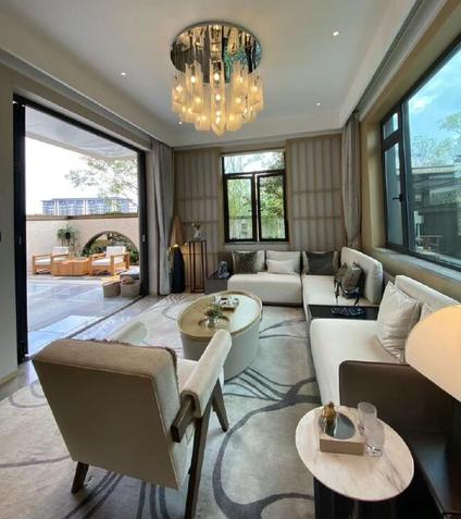 北京K2十里春风5室4厅166平中楼层/共3层