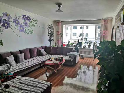 西宁青核花园3室2厅150平低楼层/共31层