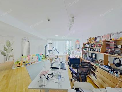 北京罗马花园3室1厅141.59平中楼层/共26层