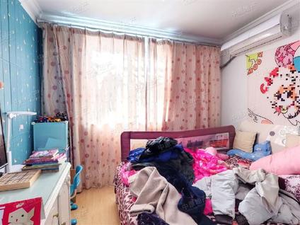 上海崂山四村1室1厅36.32平中楼层/共4层