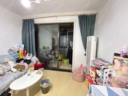 北京御龙景苑2室2厅100平低楼层/共18层