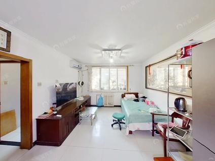 北京景泰西里(西区)1室1厅64.27平低楼层/共11层