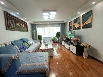 北京海宏一号D区3室2厅136平低楼层/共34层