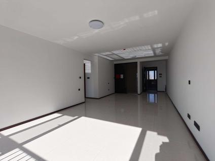 北京新东升福园3室2厅140平高楼层/共24层