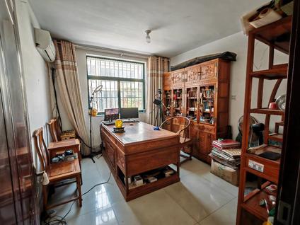 北京伟业中华苑(南苑）6室2厅295平低楼层/共3层