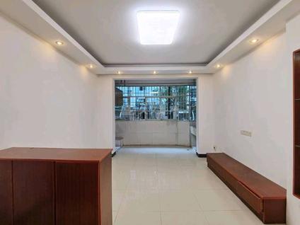 北京阳光瑞香新城A区2室2厅80平低楼层/共7层