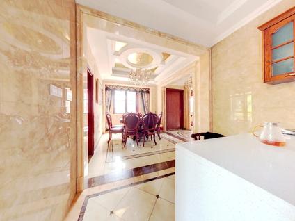 北京龙湖原山5室2厅231.46平低楼层/共4层