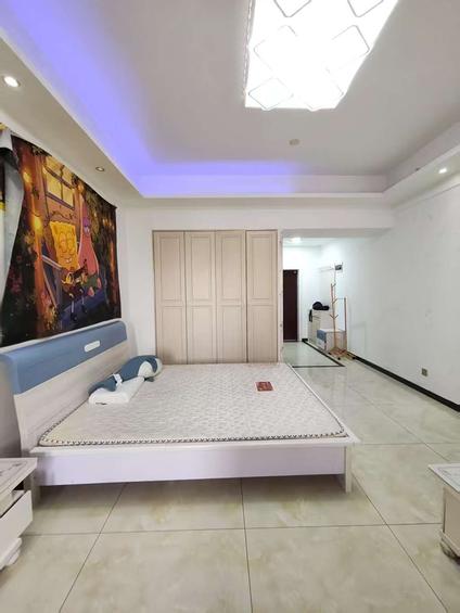 北京华盛公寓1室0厅60平低楼层/共33层