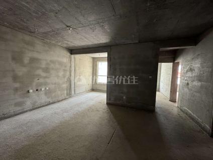 北京金水湖畔3室2厅101平低楼层/共27层