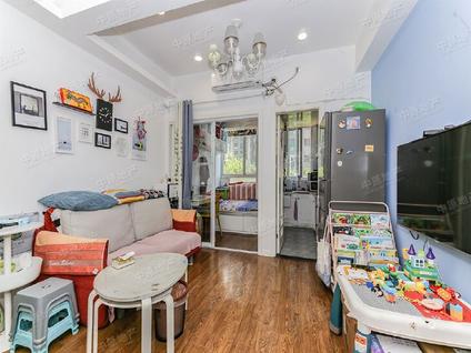 北京常发豪庭国际2室1厅57平低楼层/共18层