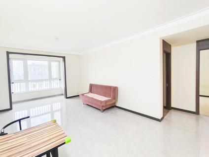 北京万科未来城3室2厅115平中楼层/共26层