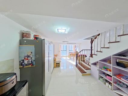 北京吉鸿时代商厦3室2厅55.61平高楼层/共10层