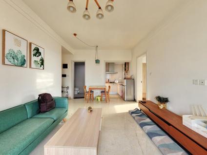 海口佳元七彩澜湾2室1厅70平高楼层/共24层