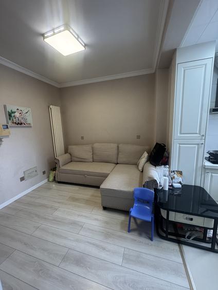 北京书香名邸1室1厅46平高楼层/共11层