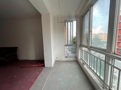 北京二中小区3室2厅132平中楼层/共6层