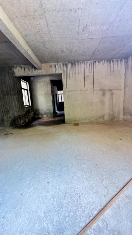 北京江湾名都6室3厅221.31平低楼层/共3层