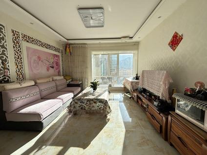 西宁青核花园4室2厅182平中楼层/共31层