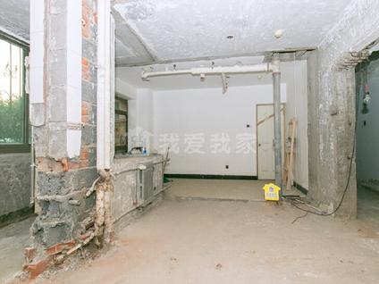 北京名人公寓2室2厅221.55平低楼层/共17层