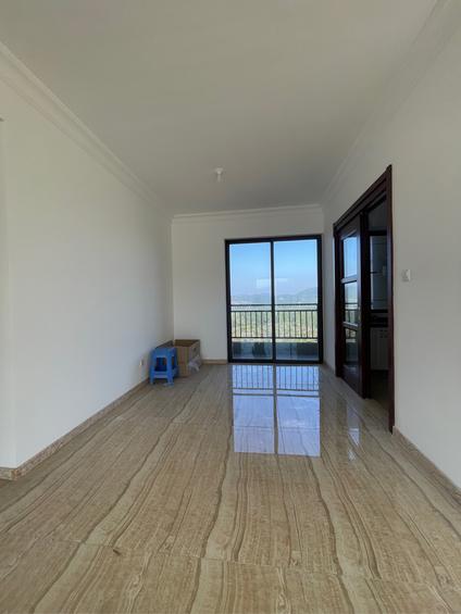 汕尾碧桂园天銮山4室2厅144平高楼层/共18层