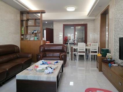 河源宝业居4室2厅106平高楼层/共7层