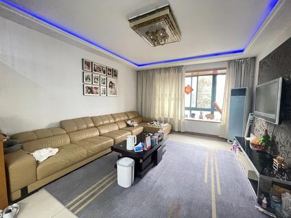 北京水月秦淮3室2厅127平低楼层/共19层