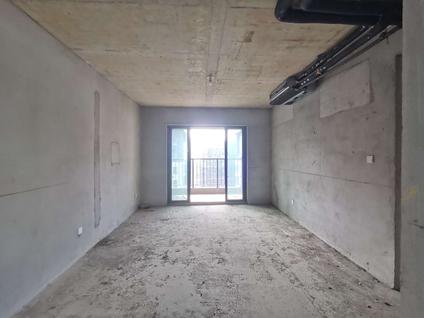 北京国投鹿上公馆3室2厅116平中楼层/共15层