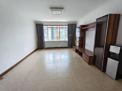 北京南疆花园3室2厅99平高楼层/共7层