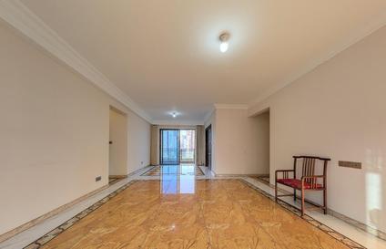 海口碧桂园剑桥郡4室2厅171平低楼层/共18层