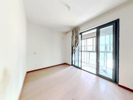 北京文苑小区3室1厅123.92平低楼层/共18层