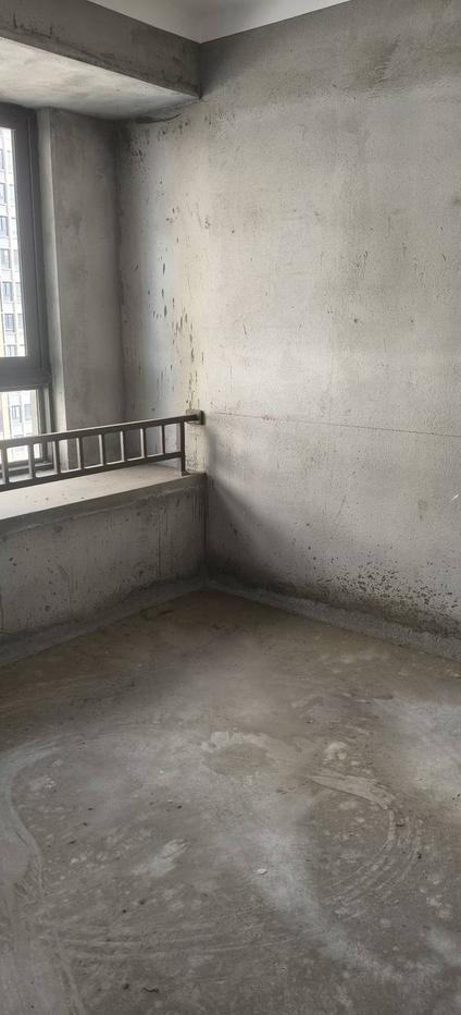 北京联发星领地4室2厅126平中楼层/共18层