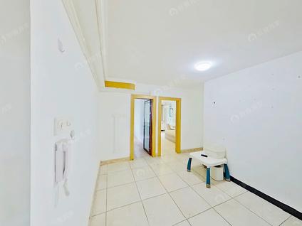 北京北三环中路43号院3室1厅93.4平低楼层/共14层