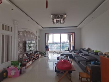 北京京鹰华府3室2厅139平高楼层/共18层