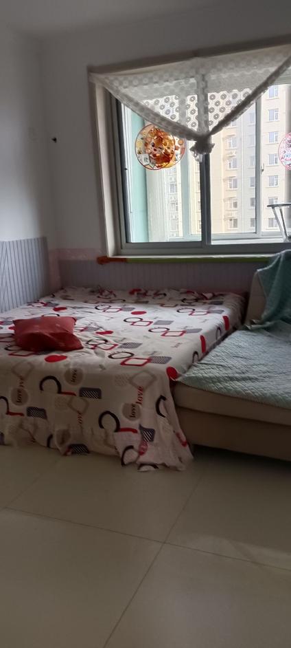 北京亿景花园2室1厅100.6平高楼层/共8层