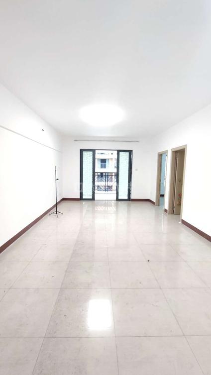 北京顺联新城花园3室2厅123.14平中楼层/共16层