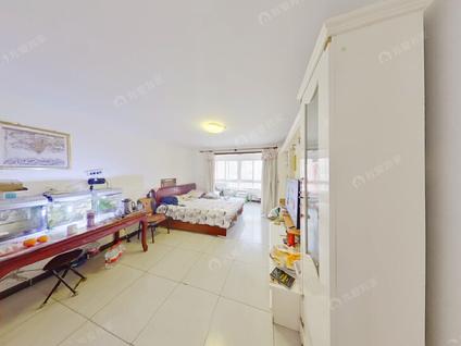 北京龙锦苑(东二区)4室1厅124.36平低楼层/共6层