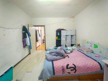 北京春满家园1室1厅60平高楼层/共7层